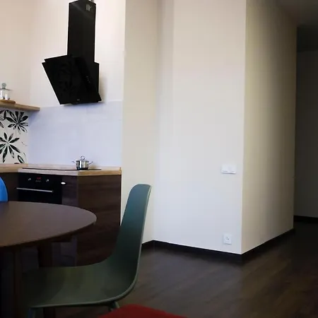 Apartman на французском бульваре *